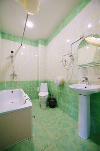 Гостиница КДВ Балаково Улучшенный двухместный номер с 1 кроватью-6