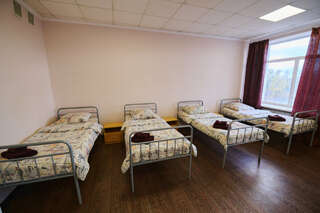 Гостиница КДВ Балаково Кровать в общем номере для мужчин-2