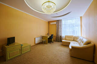 Гостиница КДВ Балаково Люкс с 1 спальней-3