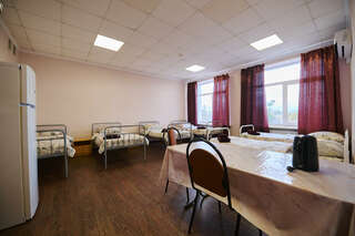 Гостиница КДВ Балаково Кровать в общем номере для мужчин-1